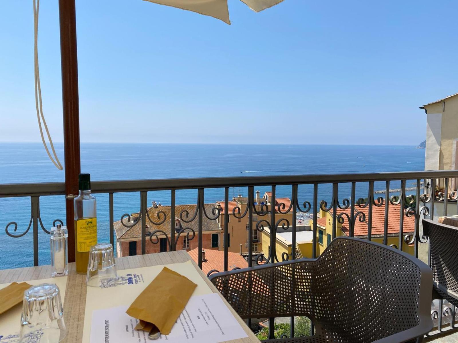 La Finestra Sul Borgo Bed & Breakfast Черво Екстериор снимка